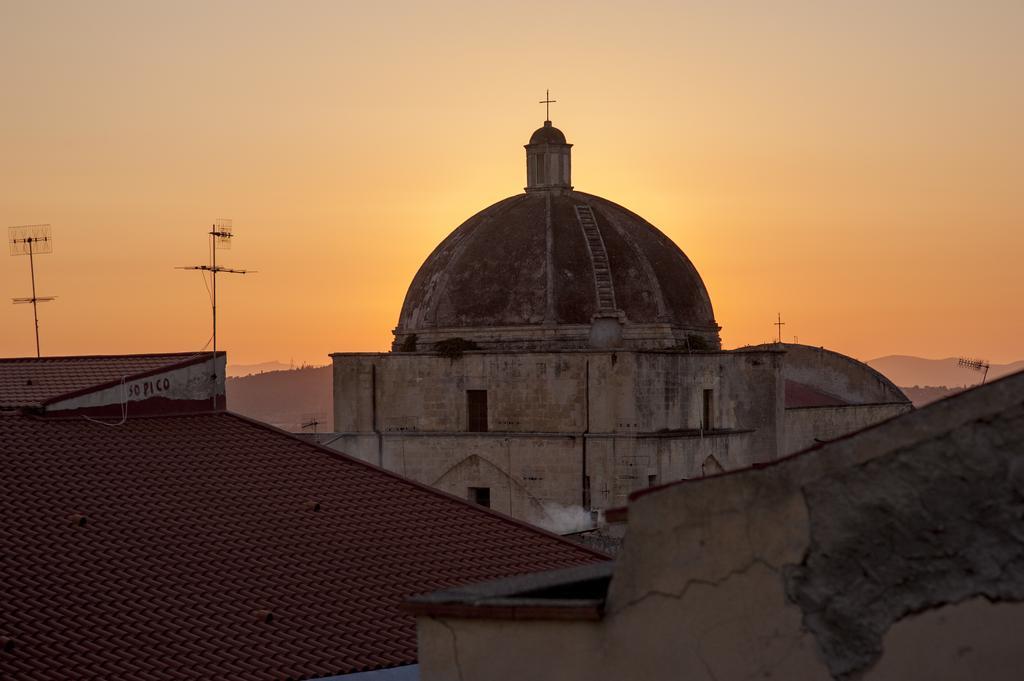 Piazza Azuni 18 Guest House Sassari Exteriér fotografie