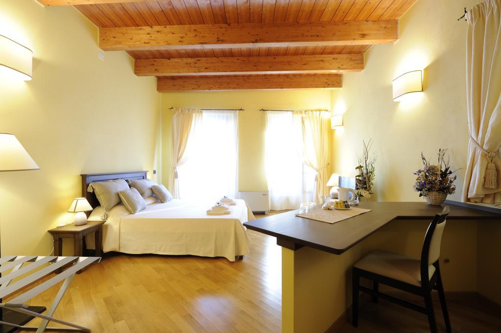 Piazza Azuni 18 Guest House Sassari Exteriér fotografie