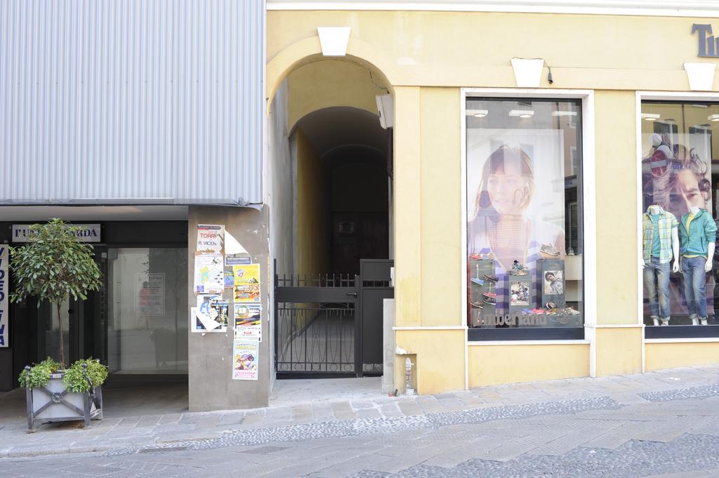 Piazza Azuni 18 Guest House Sassari Exteriér fotografie